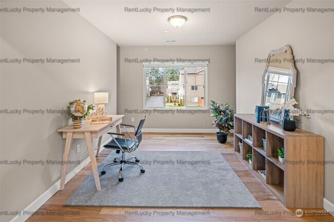 Building Photo - Stunning Like-New Home in Arbor Mist – Pri...