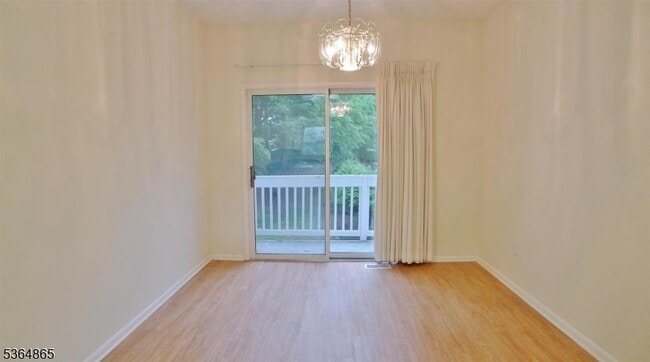 Building Photo - 1310 Grandview Ct