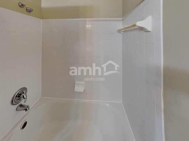 Building Photo - 35 Wrens Nest Ct