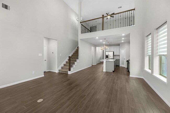 Building Photo - 5502 Pearl Vis Dr