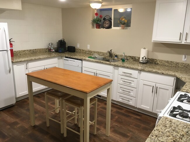 Building Photo - Fresh & Updated Provo Basement