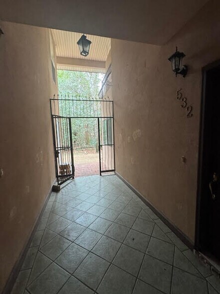 Building Photo - 532 N 2nd St