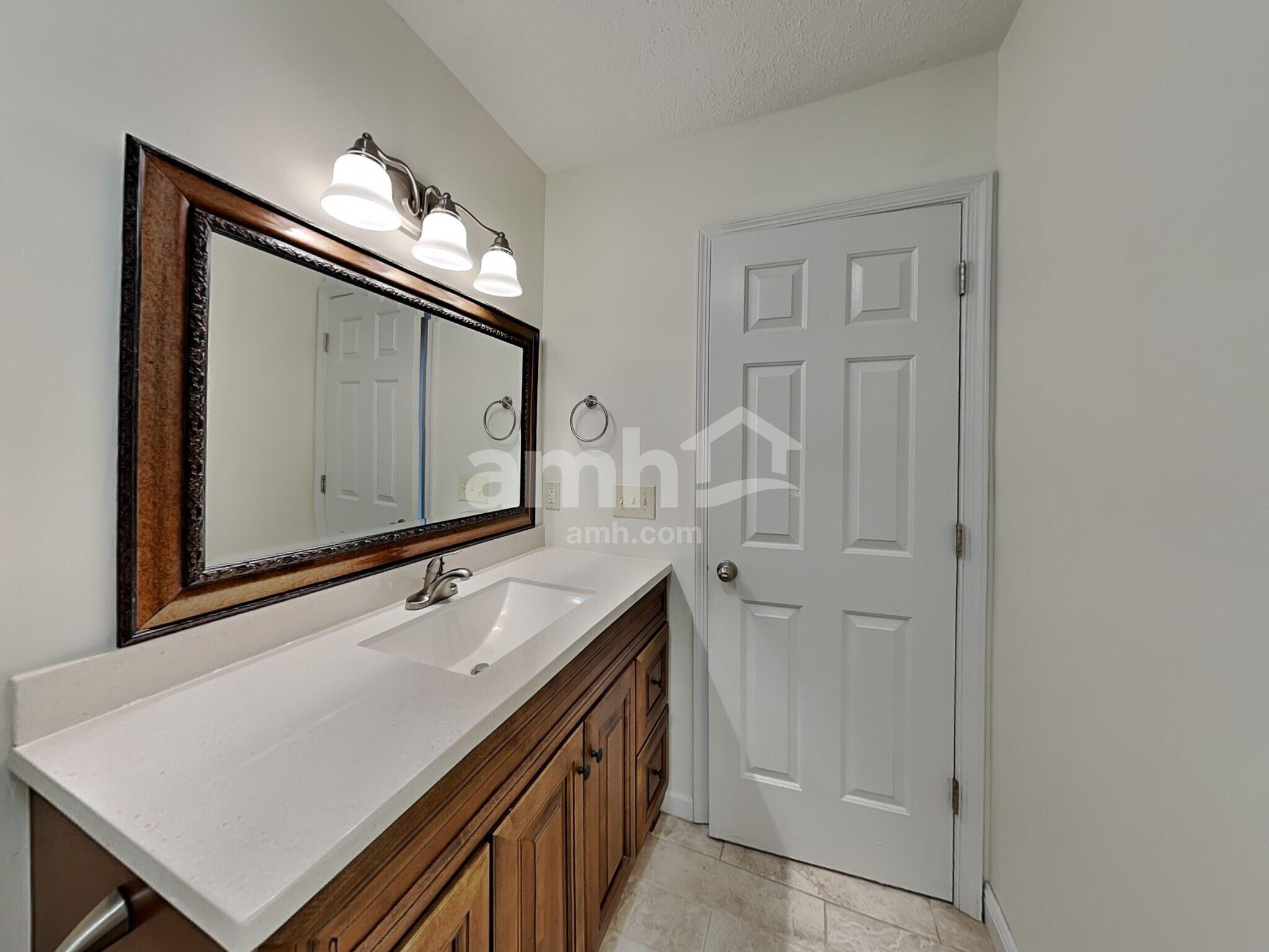 Building Photo - 408 Jameswood Ct