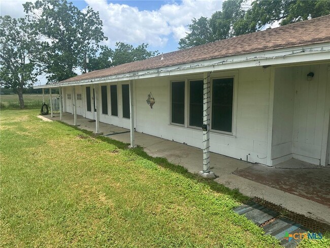 Building Photo - 163 TX-119
