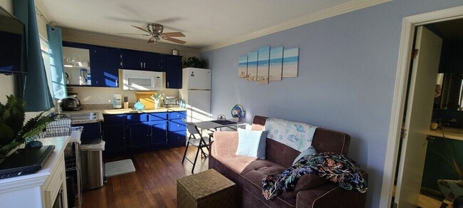 Unit 1442B - Pacific Beach Dr - FULLY FURNISHED