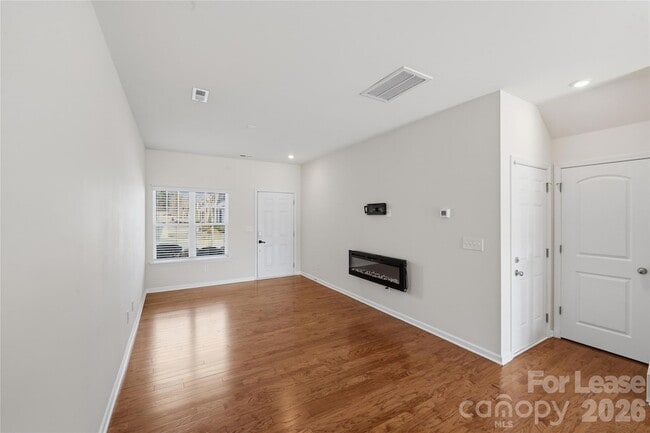 Building Photo - 15217 Wrights Crossing Dr