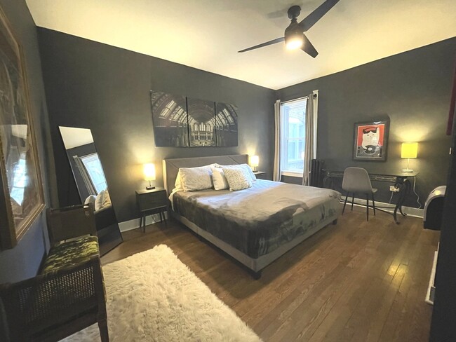 Building Photo - 1057 W Columbia Ave