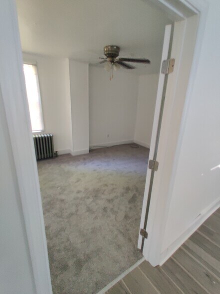 Building Photo - 236 E Liberty St