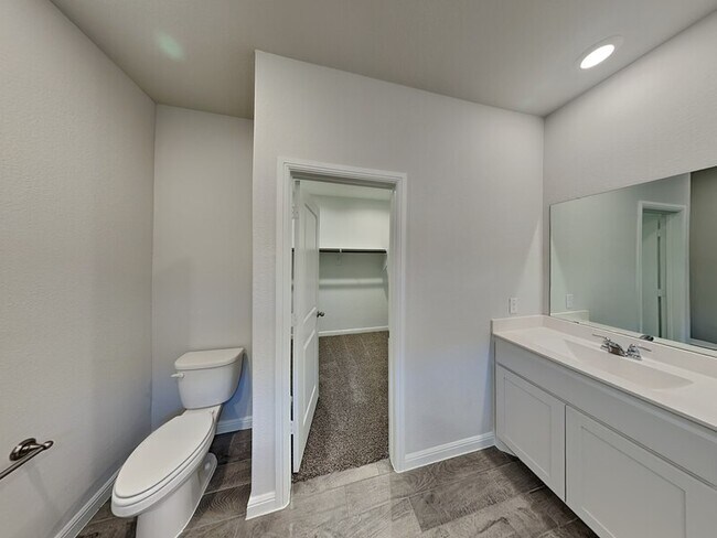 Building Photo - 116 Birch Frst Ln