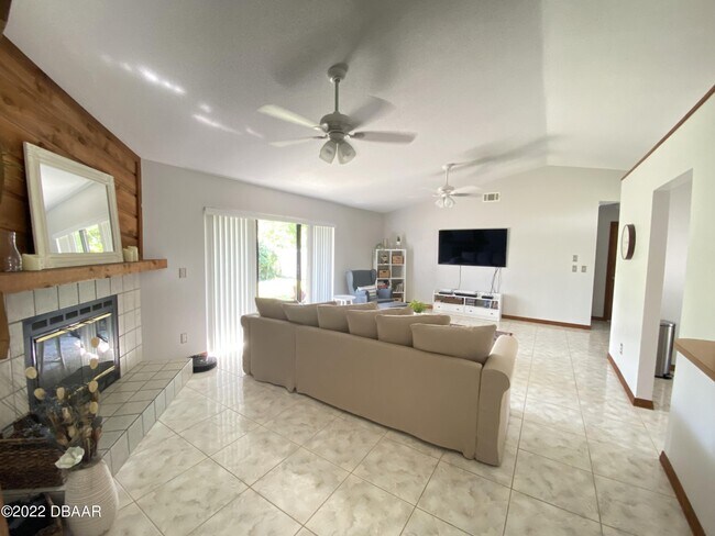 Building Photo - 54 Capistrano Dr