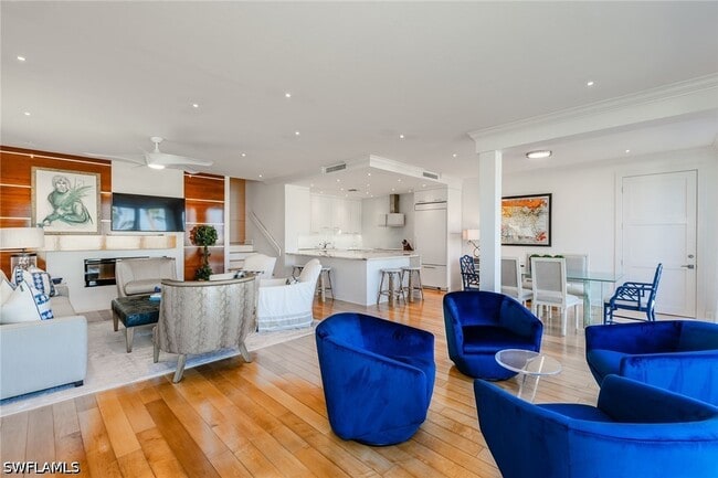 Building Photo - 2203 Gulf Shore Blvd N