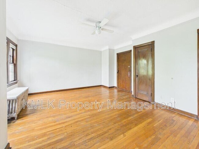 Building Photo - 1346 Kenilworth Ave