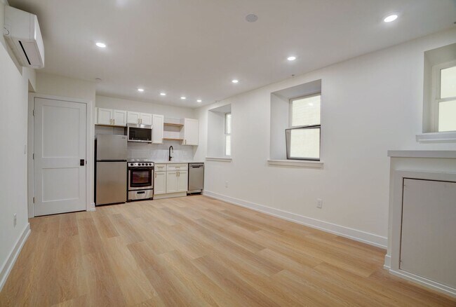 Building Photo - 620 S 8th St