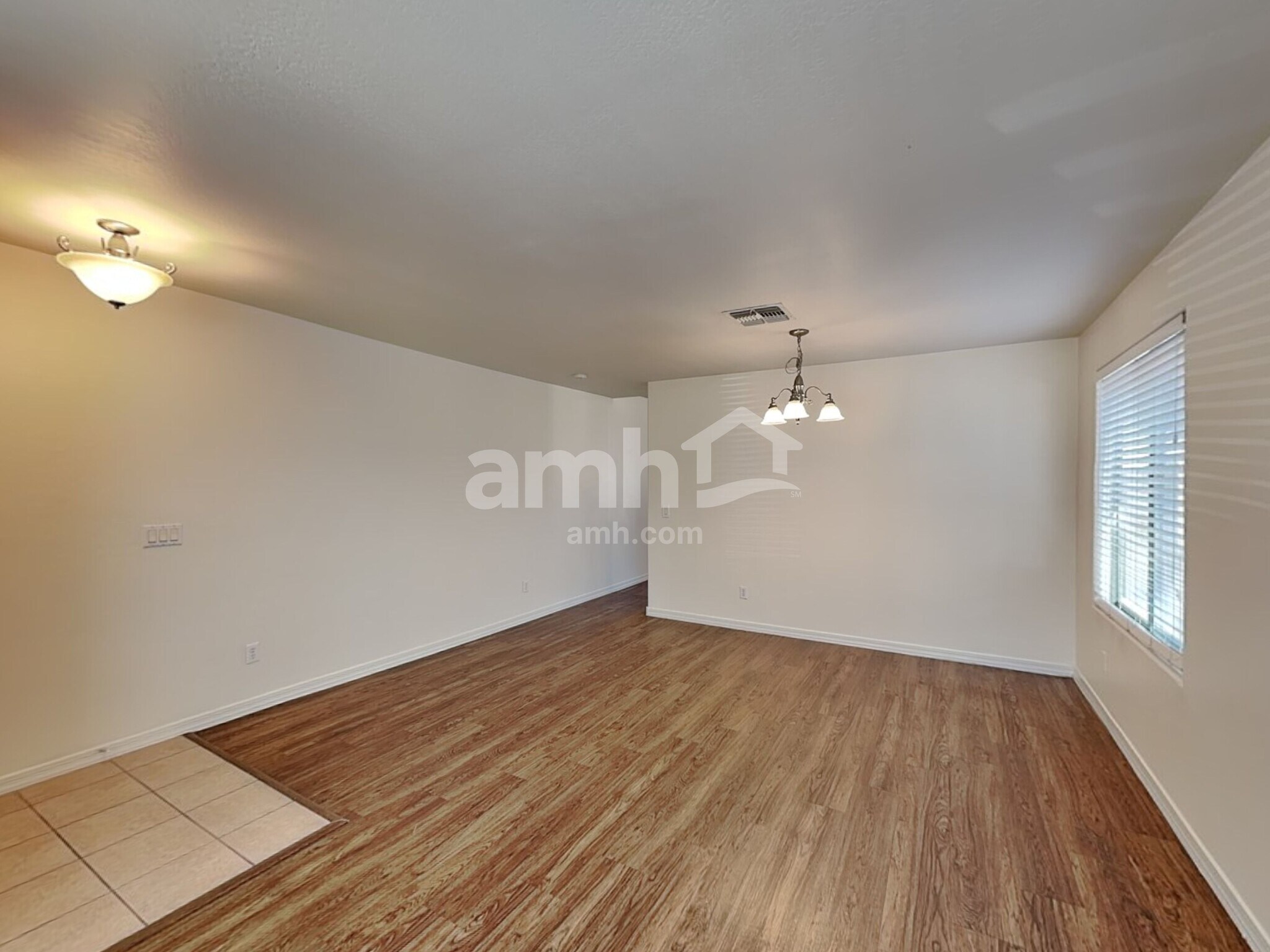 Building Photo - 25056 W Illini St