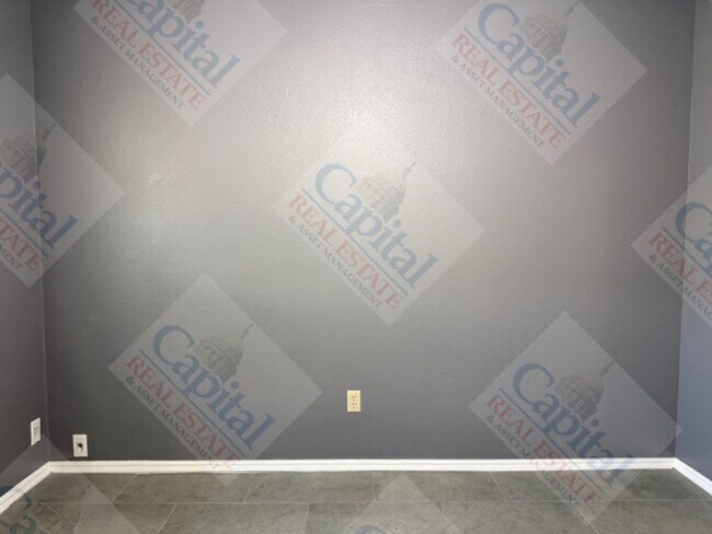 Building Photo - 804 Ranchoak Dr