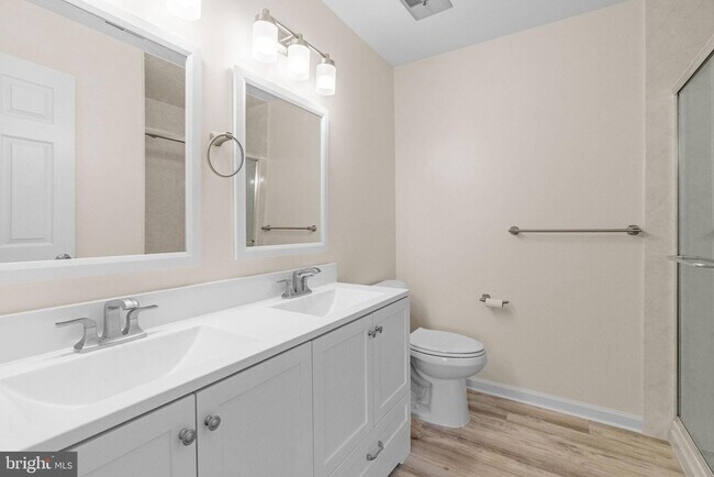 Building Photo - 408 Stockton Ct