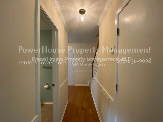 Building Photo - 4725 Carversham Way