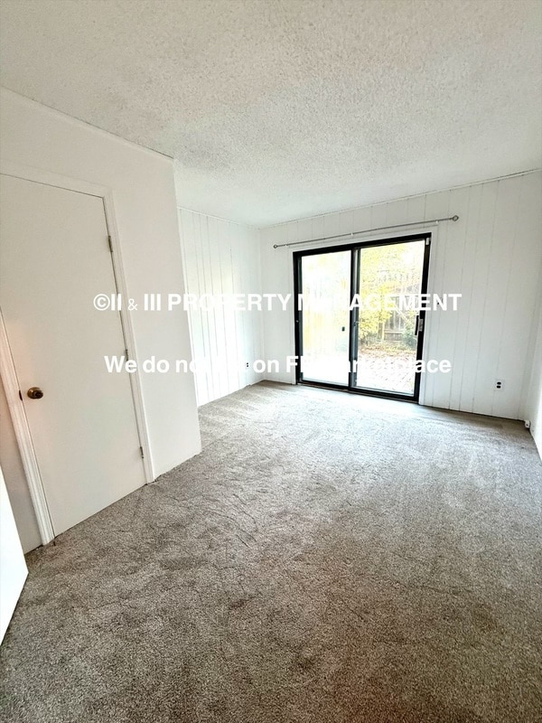 Building Photo - 8440 Lane Dr