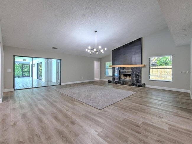 Building Photo - 3105 Mossvale Ln