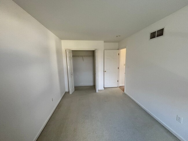 Building Photo - Updated New Tripoli Rental