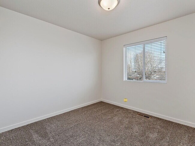 Building Photo - 83 S Drifter Loop