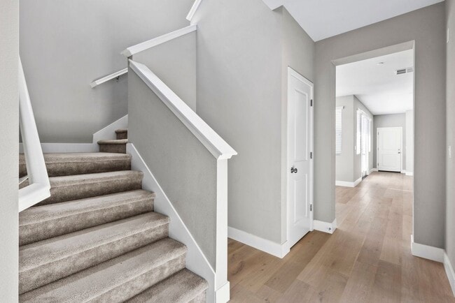 Building Photo - 118 Bonano Ln