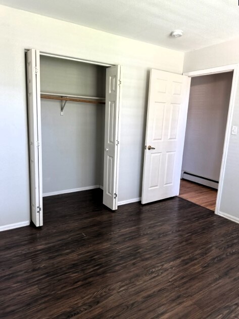 Building Photo - 425 Gold Rush Dr