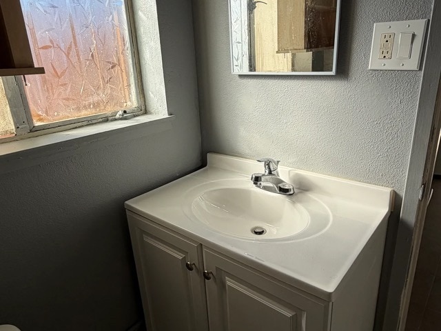 Building Photo - 135 Lake Dr