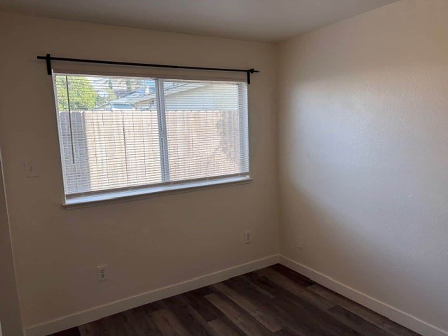 Building Photo - 3rd