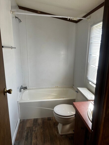 Building Photo - 75 R M Wy