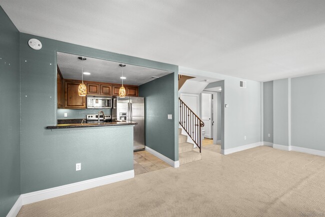 Building Photo - 3957 Nobel Dr