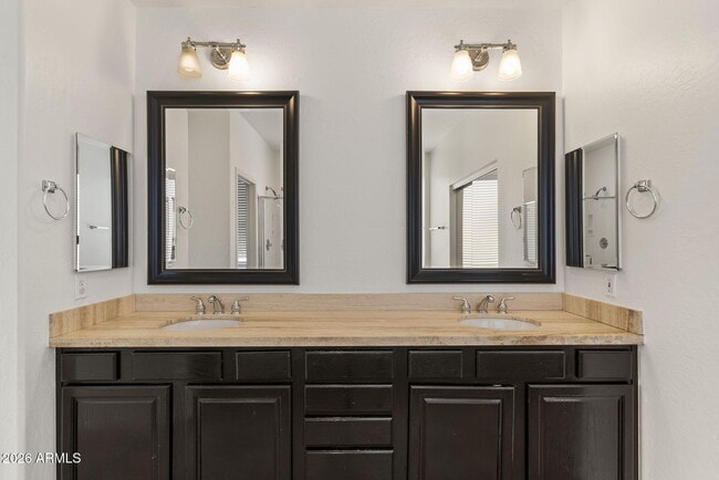 Building Photo - 7803 E Nestling Way