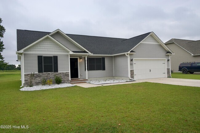 Building Photo - 2013 Belgrade-Swansboro Rd