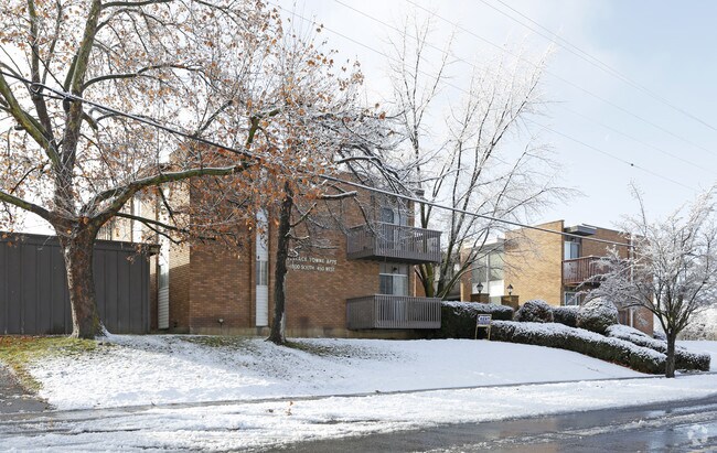Building Photo - Terrace Towne Apartments