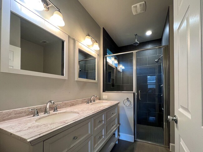 Building Photo - 3BR/2BA Home in Strawberry Fields