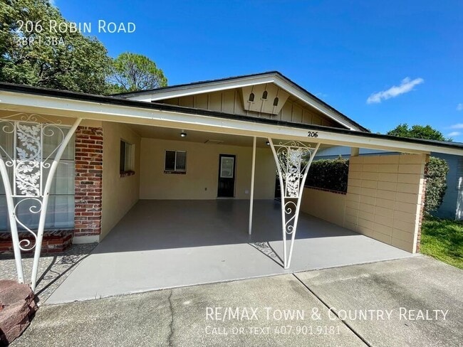 Building Photo - 206 Robin Rd