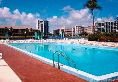 Building Photo - 3800 S Ocean Dr