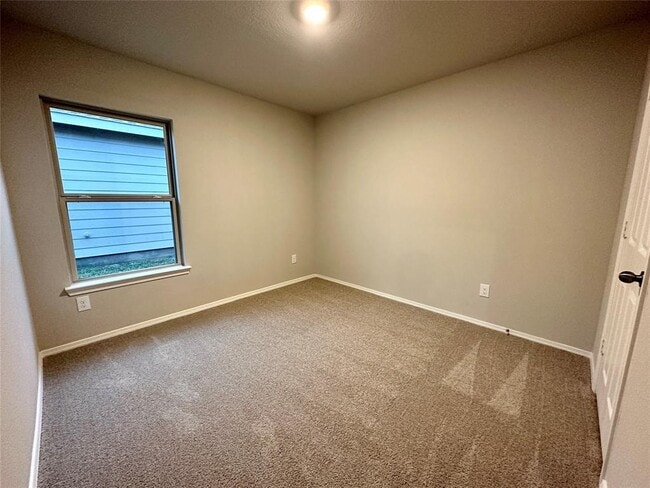 Building Photo - 491 Dalloway St