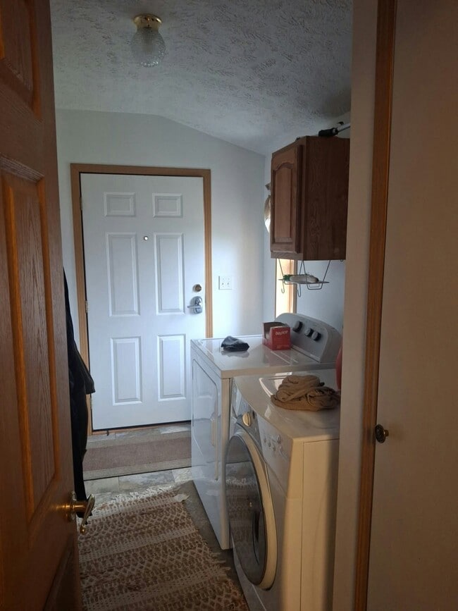 Building Photo - 602 Saunders Rd