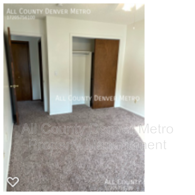 Building Photo - 8396 W 87th Dr