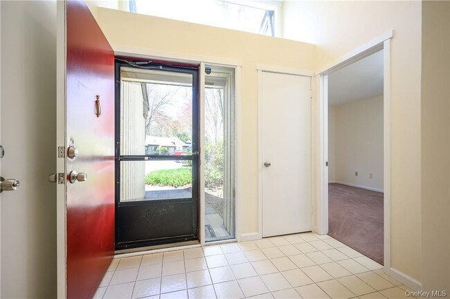 Building Photo - 436 Heritage Hls