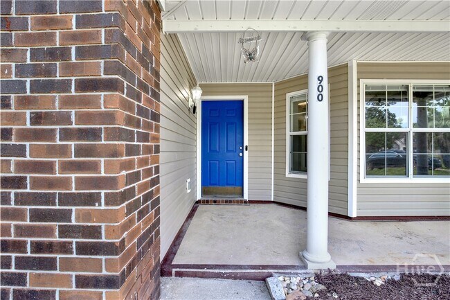 Building Photo - 900 Osprey Dr