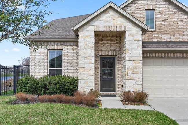 Building Photo - 2405 Arbor Edge Crossing