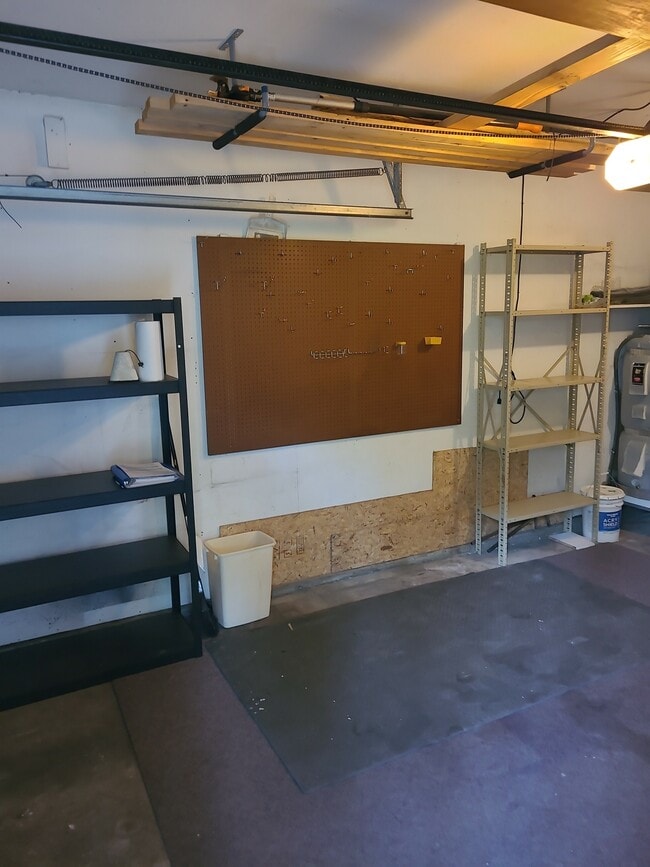 Building Photo - 2539 NE 105th Pl