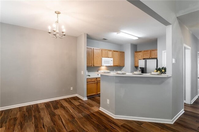Building Photo - 208 Oconee Way