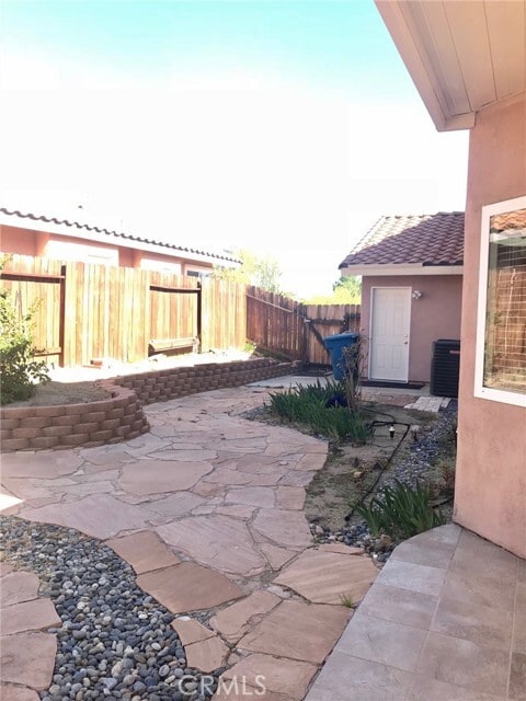 Building Photo - 15610 Nectarine Way