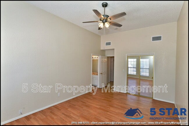 Building Photo - 11620 Laura Marie Dr