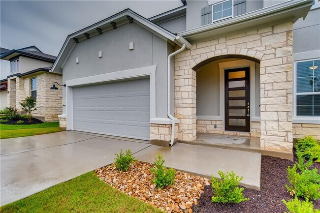 Building Photo - 7112 Poulain Dr