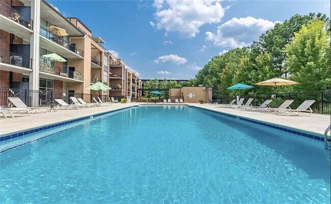 Building Photo - 3400 Malone Dr