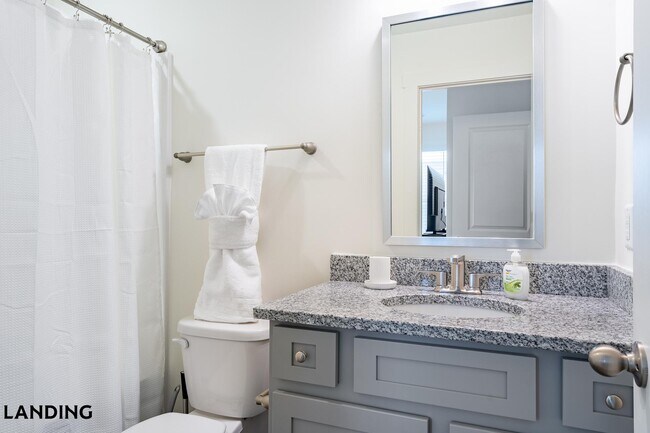 Building Photo - 3164 Mulberry Blvd